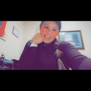 Meet your Posher, Haley